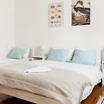 Levendula Apartmanhaz Διαμέρισμα