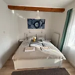 Levendula Apartmanhaz Badacsonytomaj