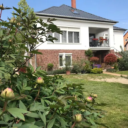 Levendula Apartmanhaz 아파트 *